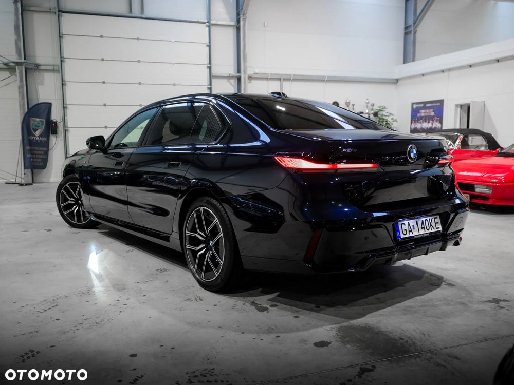 BMW Seria 7 740d xDrive sport - 7