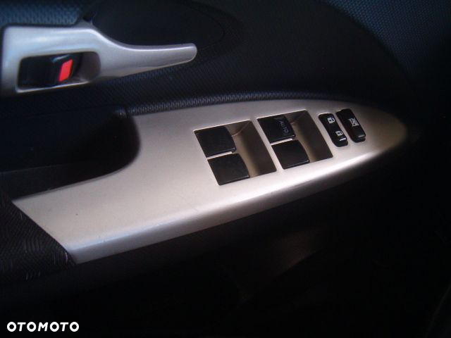 Toyota Urban Cruiser - 30