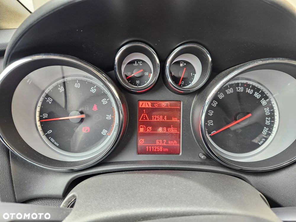 Opel Astra IV 1.4 T Cosmo S&S EU6 - 18