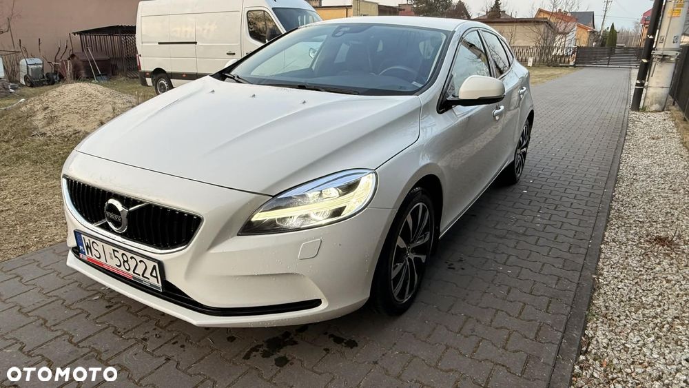 Volvo V40 D3 Drive-E Summum - 4