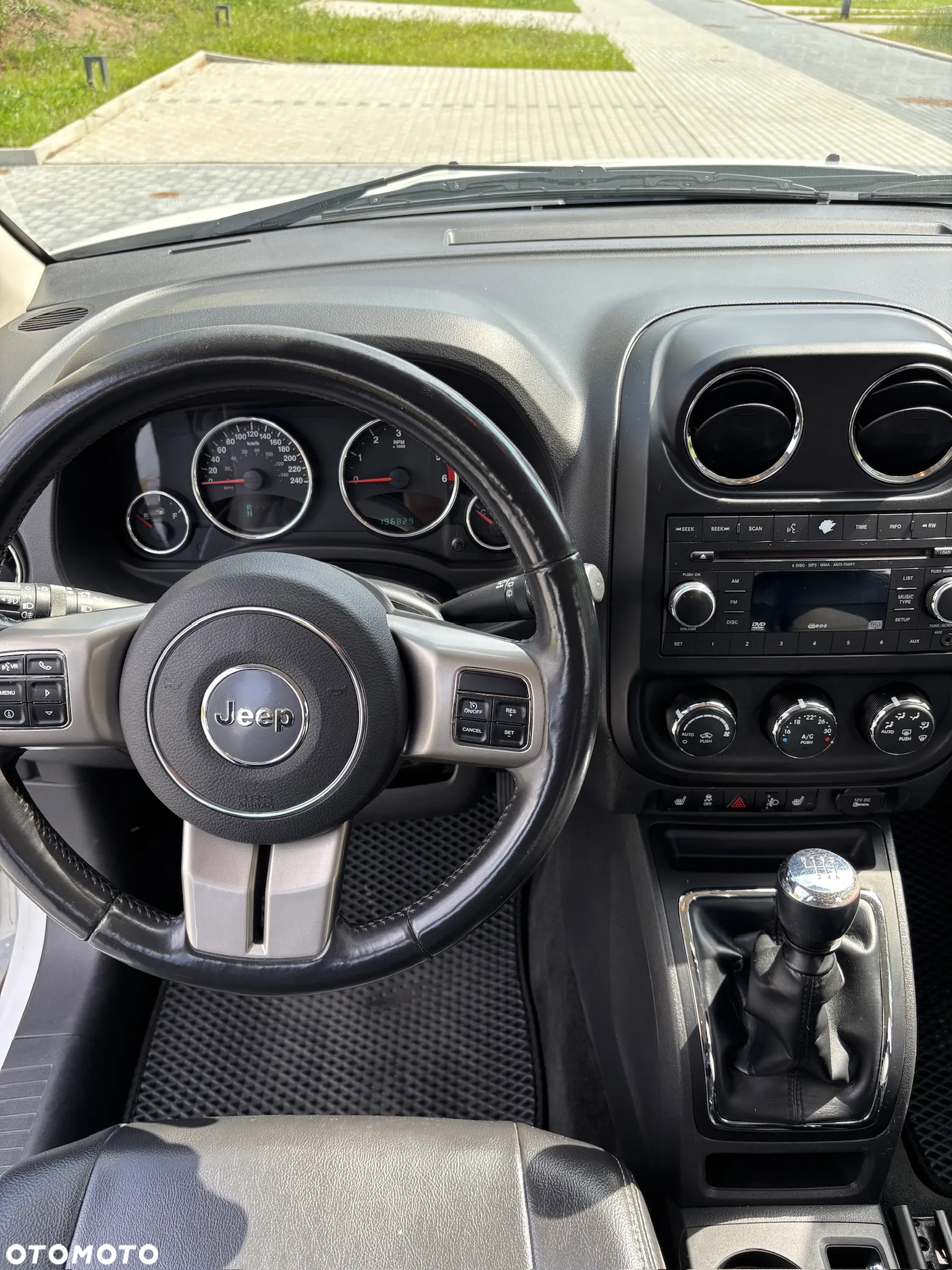Jeep Compass 2.2 CRD 4x4 Limited - 12