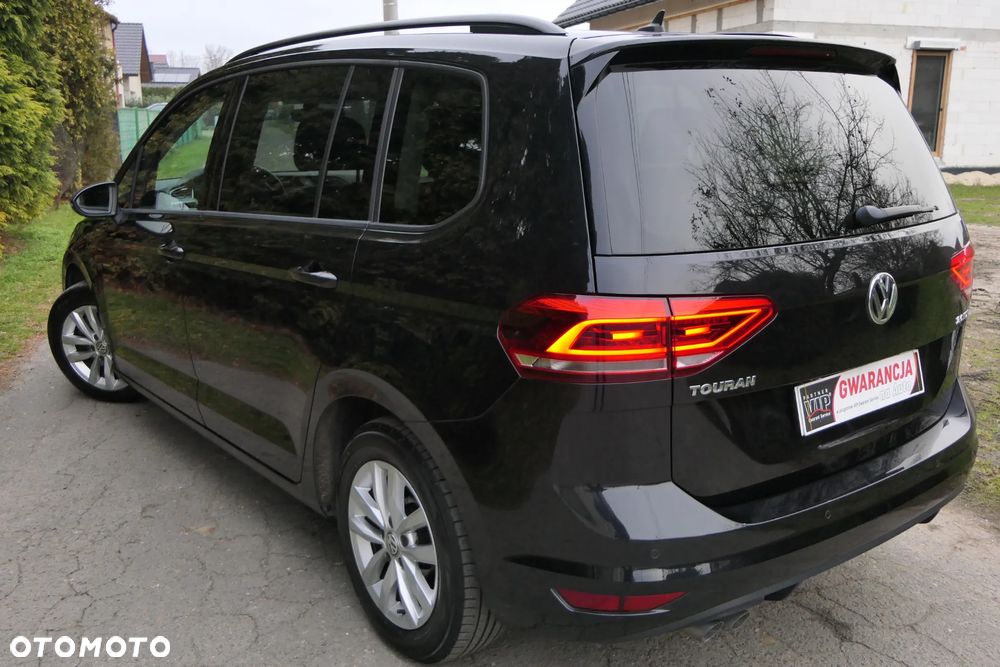 Volkswagen Touran 2.0 TDI BMT Comfortline - 5