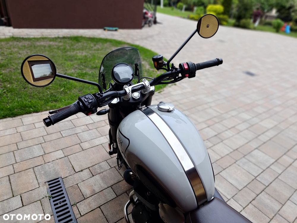 Triumph Scrambler - 8