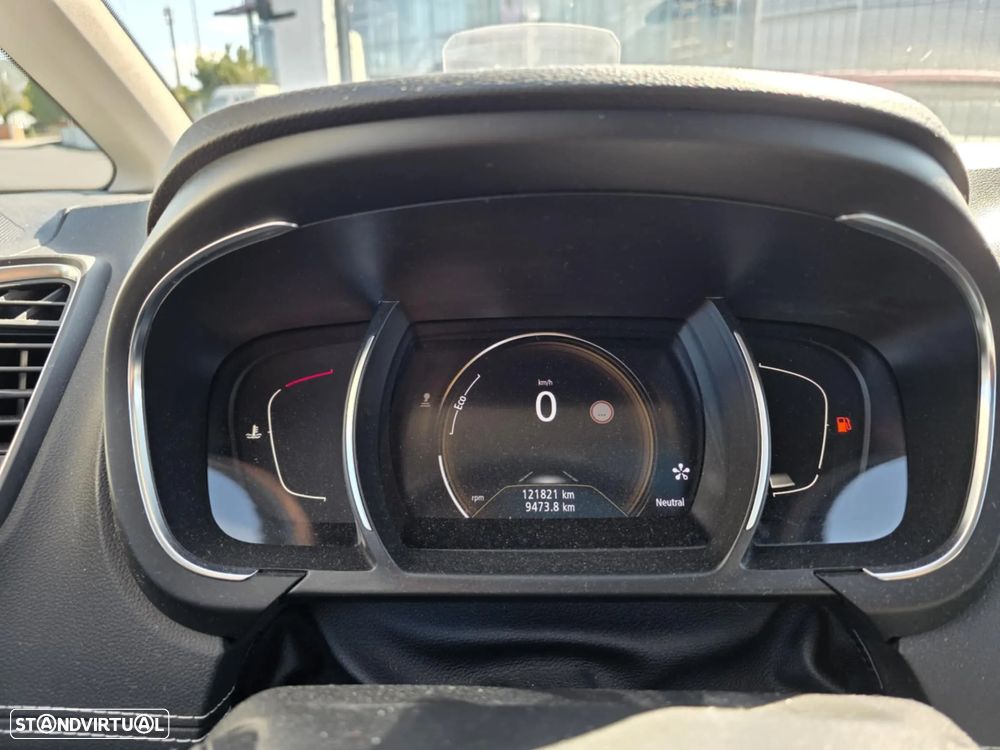 Renault Grand Scénic - 10