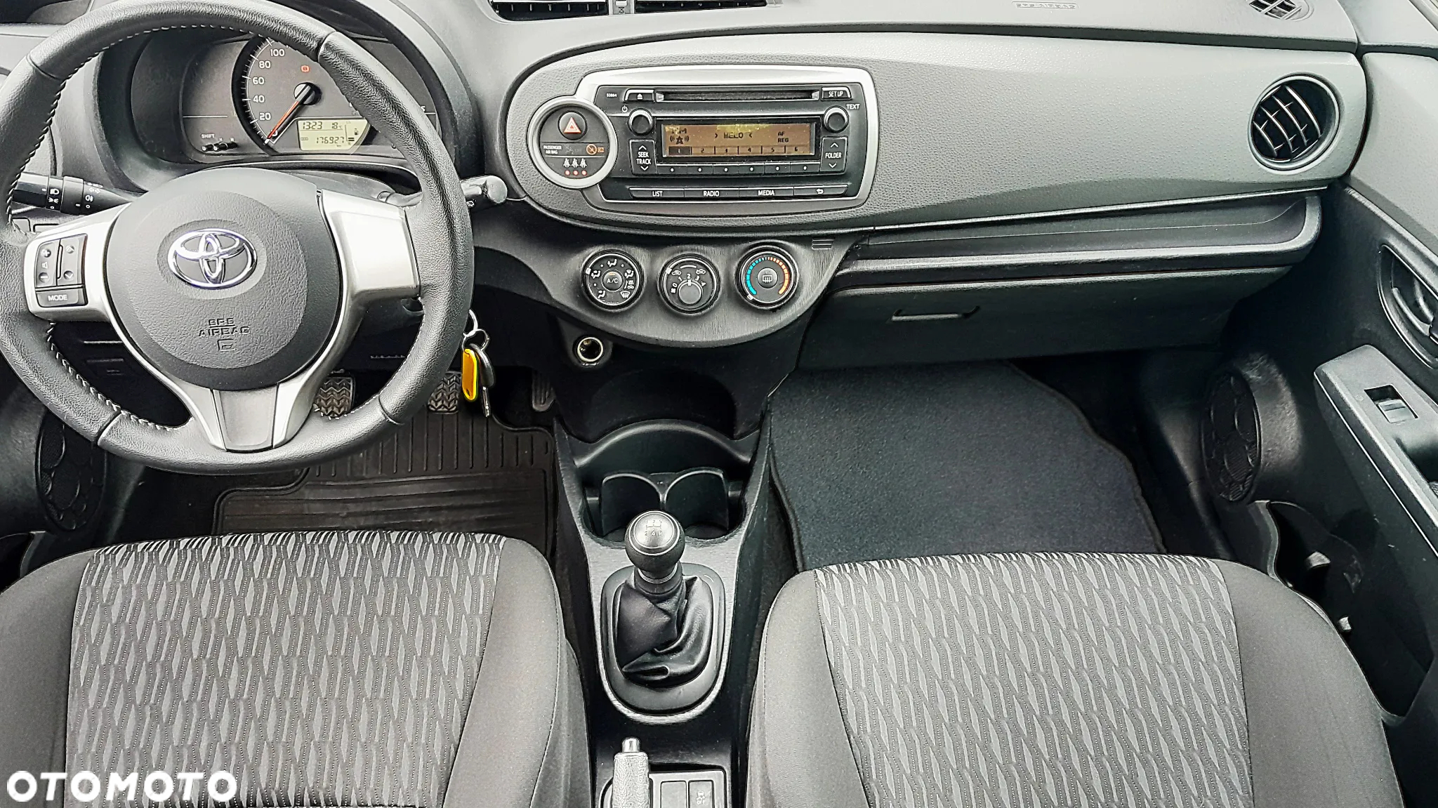 Toyota Yaris 1.0 Active - 13