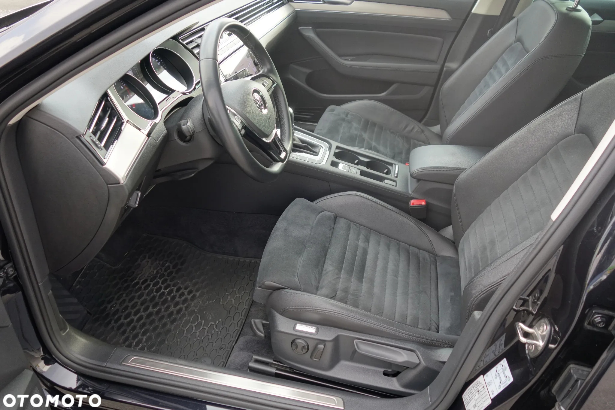 Volkswagen Passat 1.5 TSI EVO Highline DSG - 16