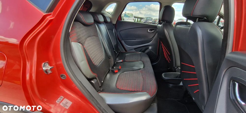 Renault Captur TCe 120 EDC Helly Hansen - 24