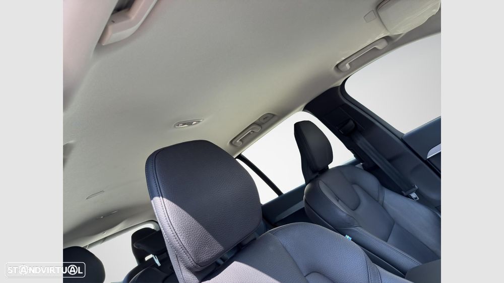 Volvo XC 90 2.0 T8 PHEV Core AWD - 20