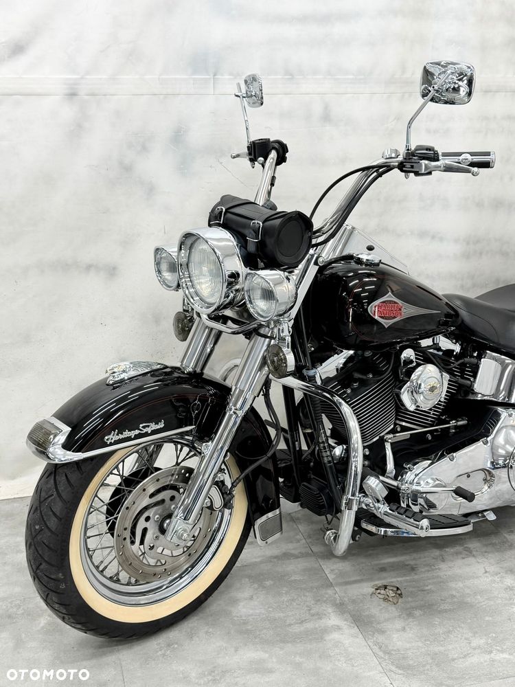 Harley-Davidson Softail Heritage Classic - 31
