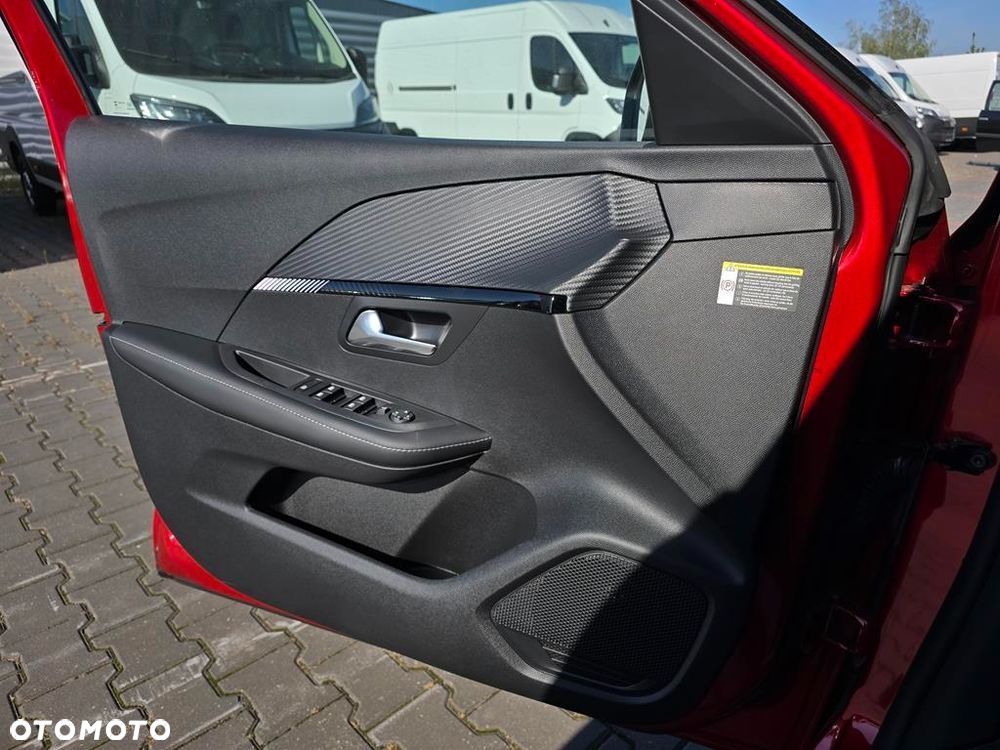 Peugeot 208 1.2 mHEV Allure - 10