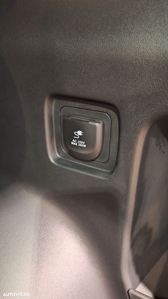 Hyundai Santa Fe 1.6 l 252 CP 4WD 6AT PHEV Calligraphy - 13