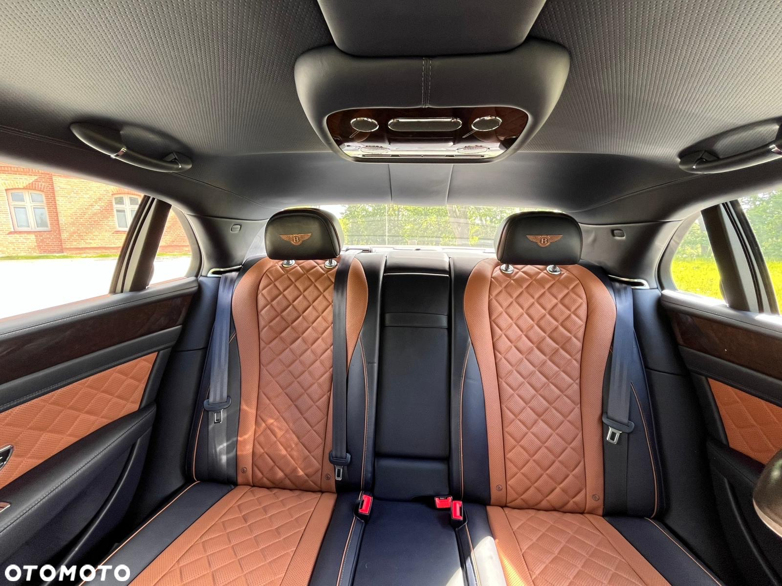 Bentley Flying Spur V8 S - 26