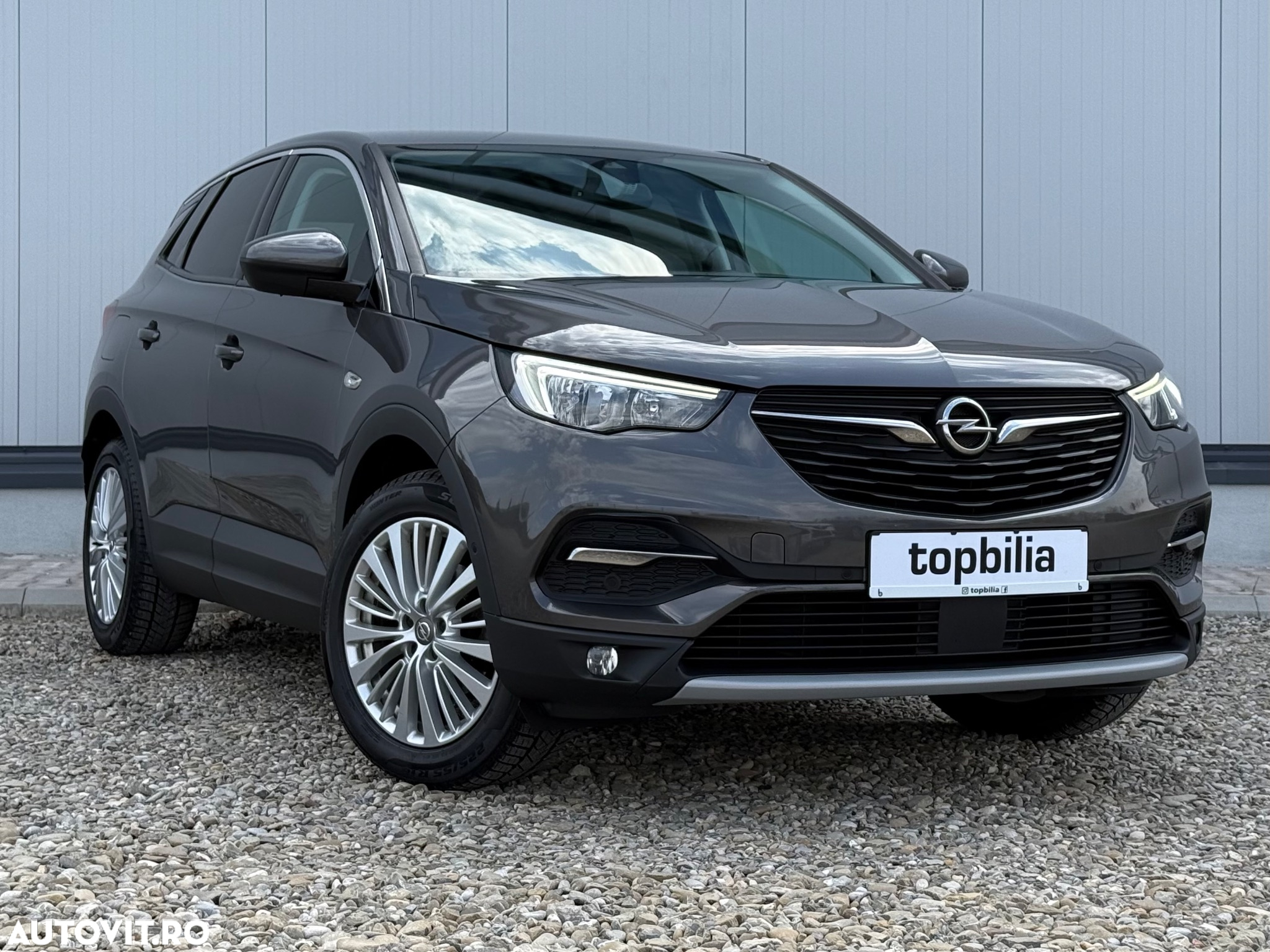 Opel Grandland X 1.5 START/STOP Aut. Innovation - 2