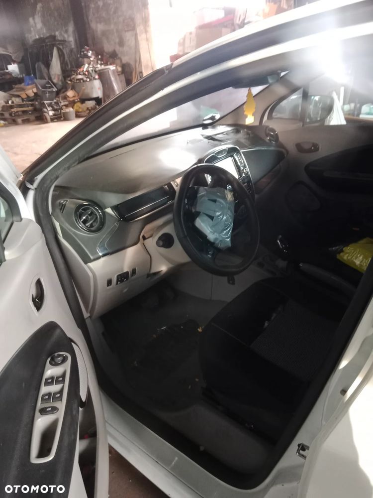 Renault Zoe - 9