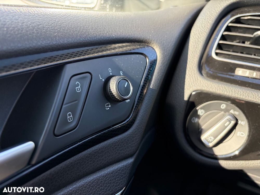 Volkswagen Golf 1.4 TSI BMT Highline - 17