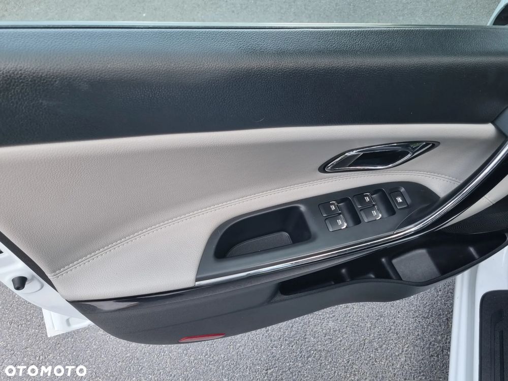 Kia Ceed 1.6 GDI Vision - 14