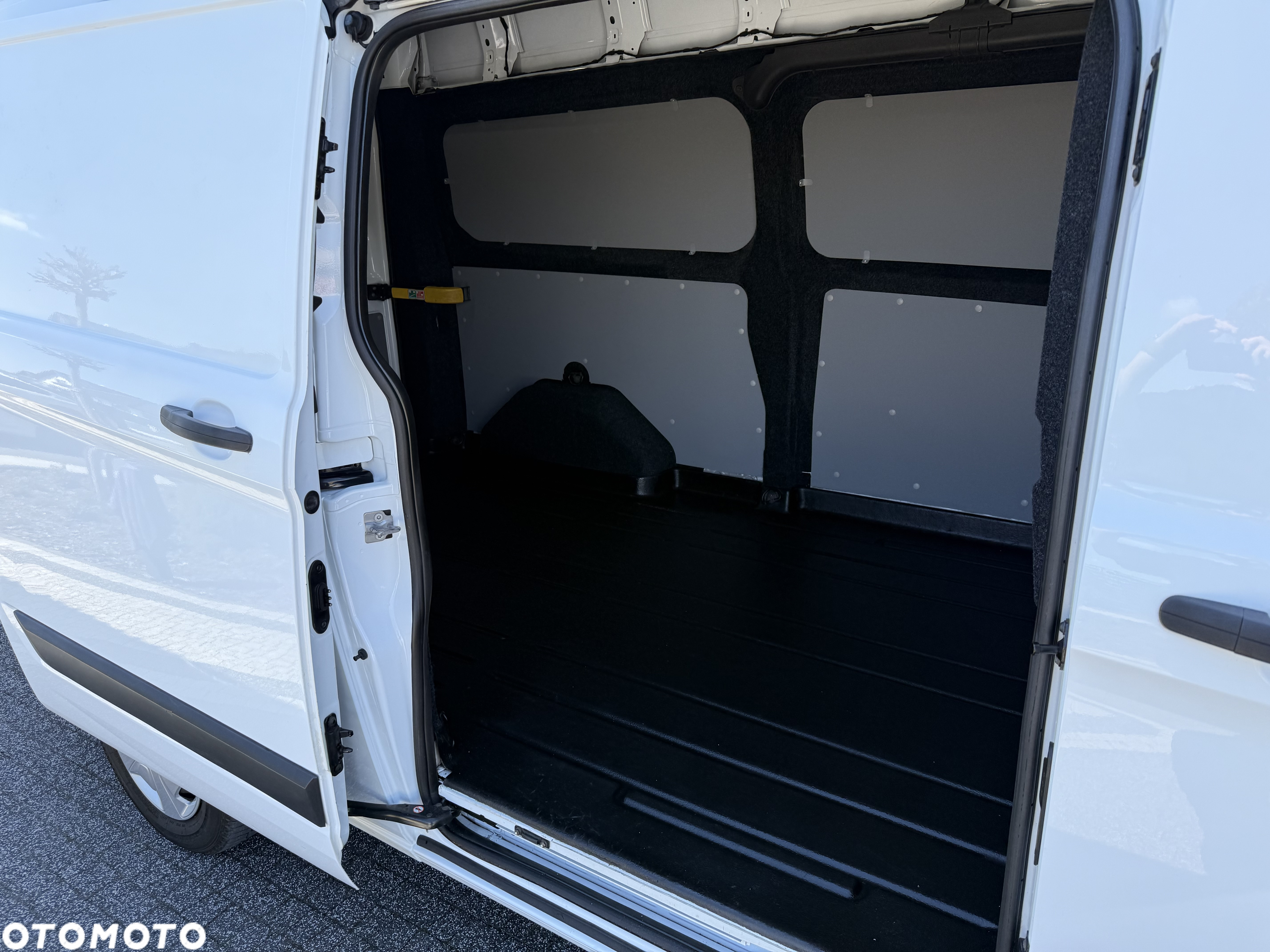 Ford Transit Custom - 23