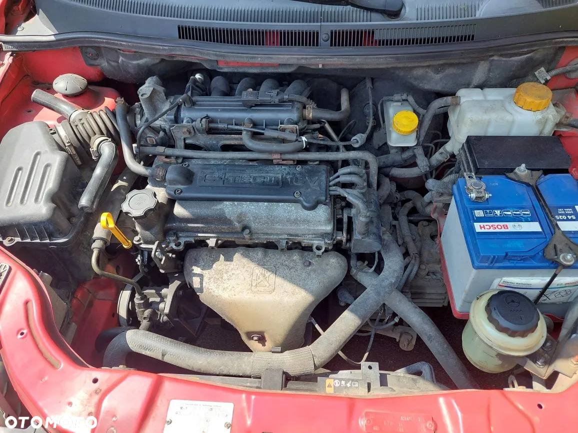 Chevrolet Aveo 1.2 16V Base - 8