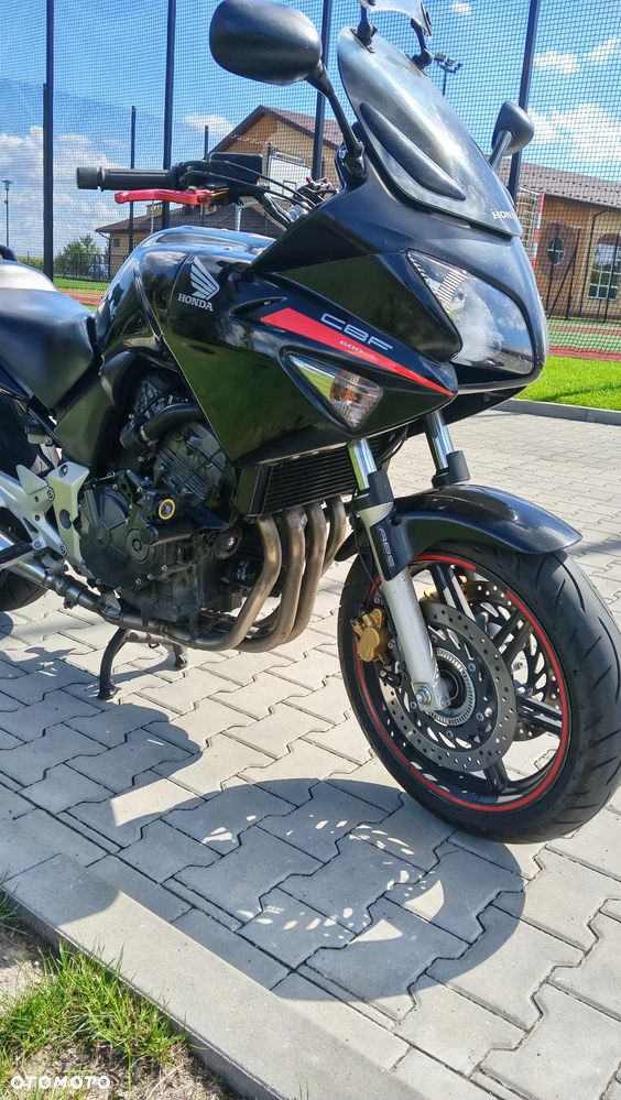 Honda CBF - 4
