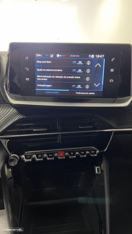 Peugeot 208 1.2 PureTech Active Pack - 23
