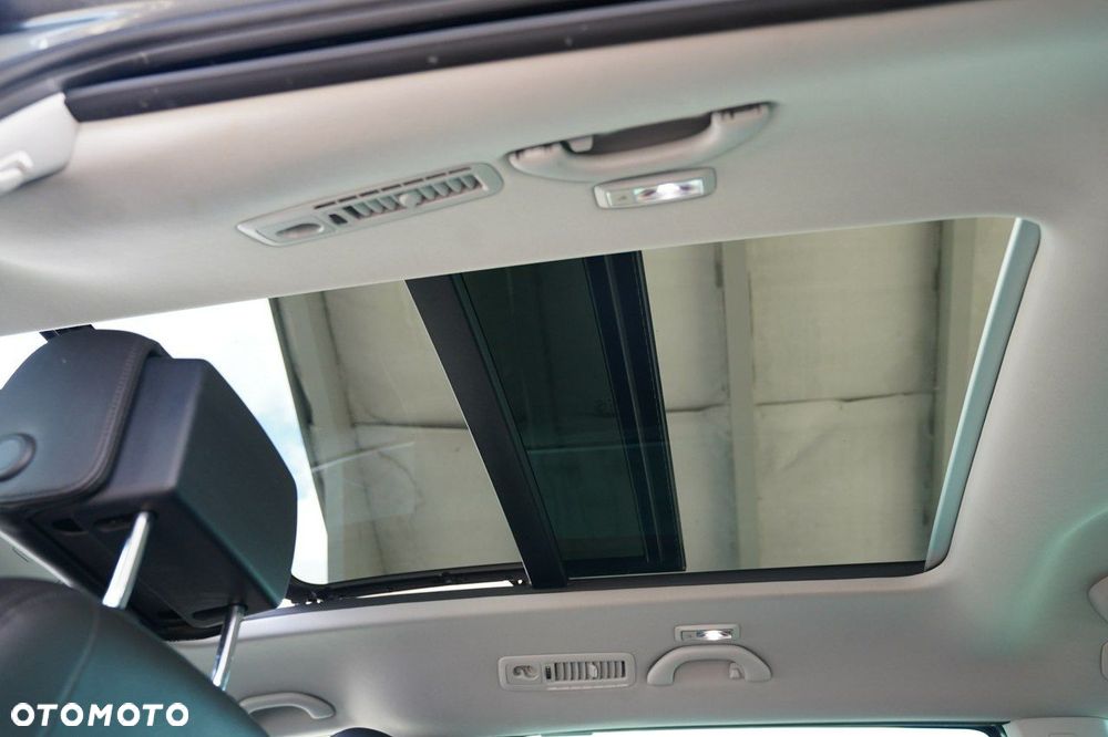 Volkswagen Sharan - 22