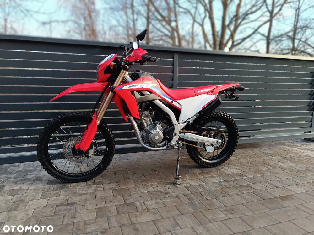 Honda CRF - 10