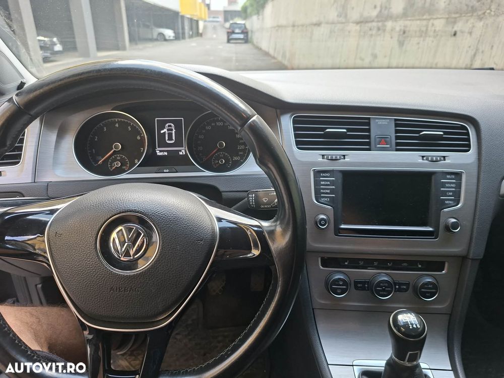Volkswagen Golf 1.4 TSI BMT Highline - 3
