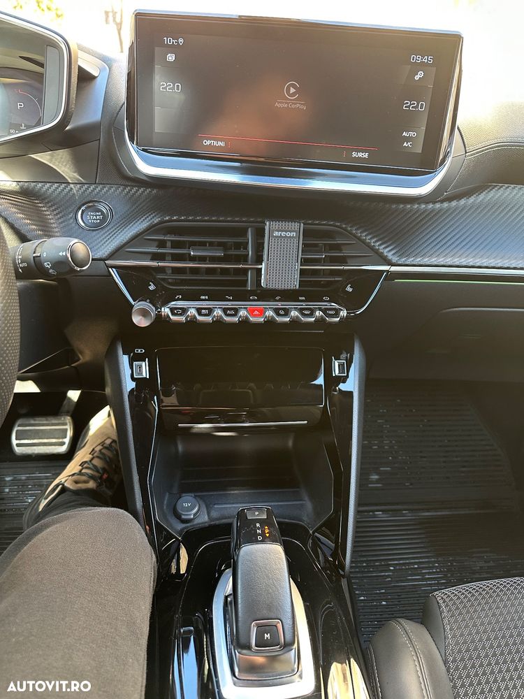 Peugeot 2008 1.5 BlueHDI EAT8 STT GT Pack - 11