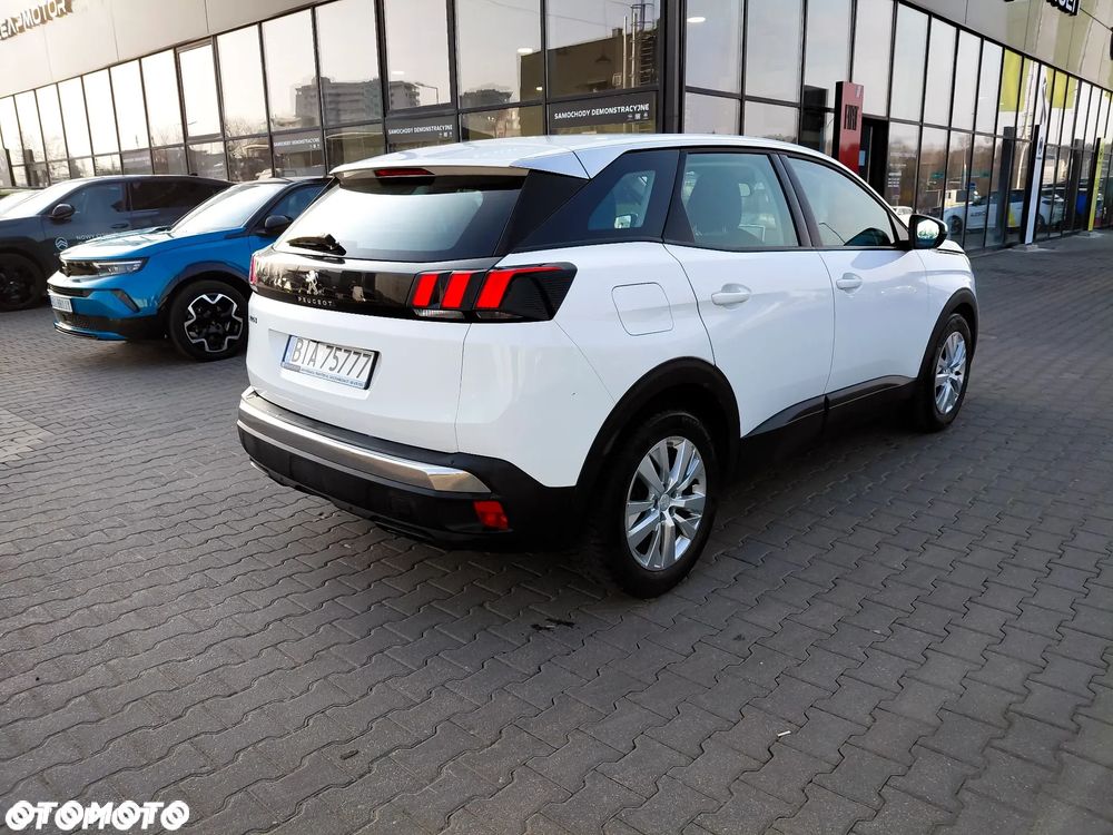 Peugeot 3008 1.2 PureTech Allure S&S EAT6 - 4