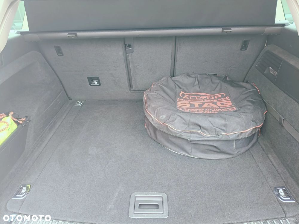 Volkswagen Touareg - 7