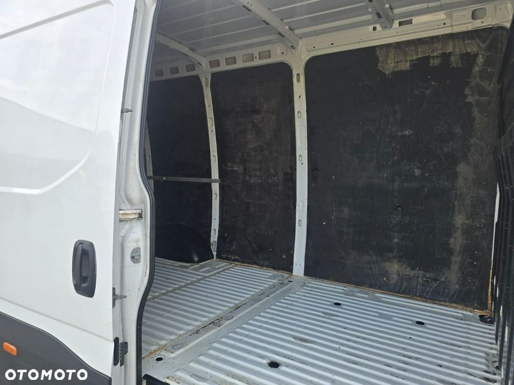 Iveco Daily 35C16 V - 27