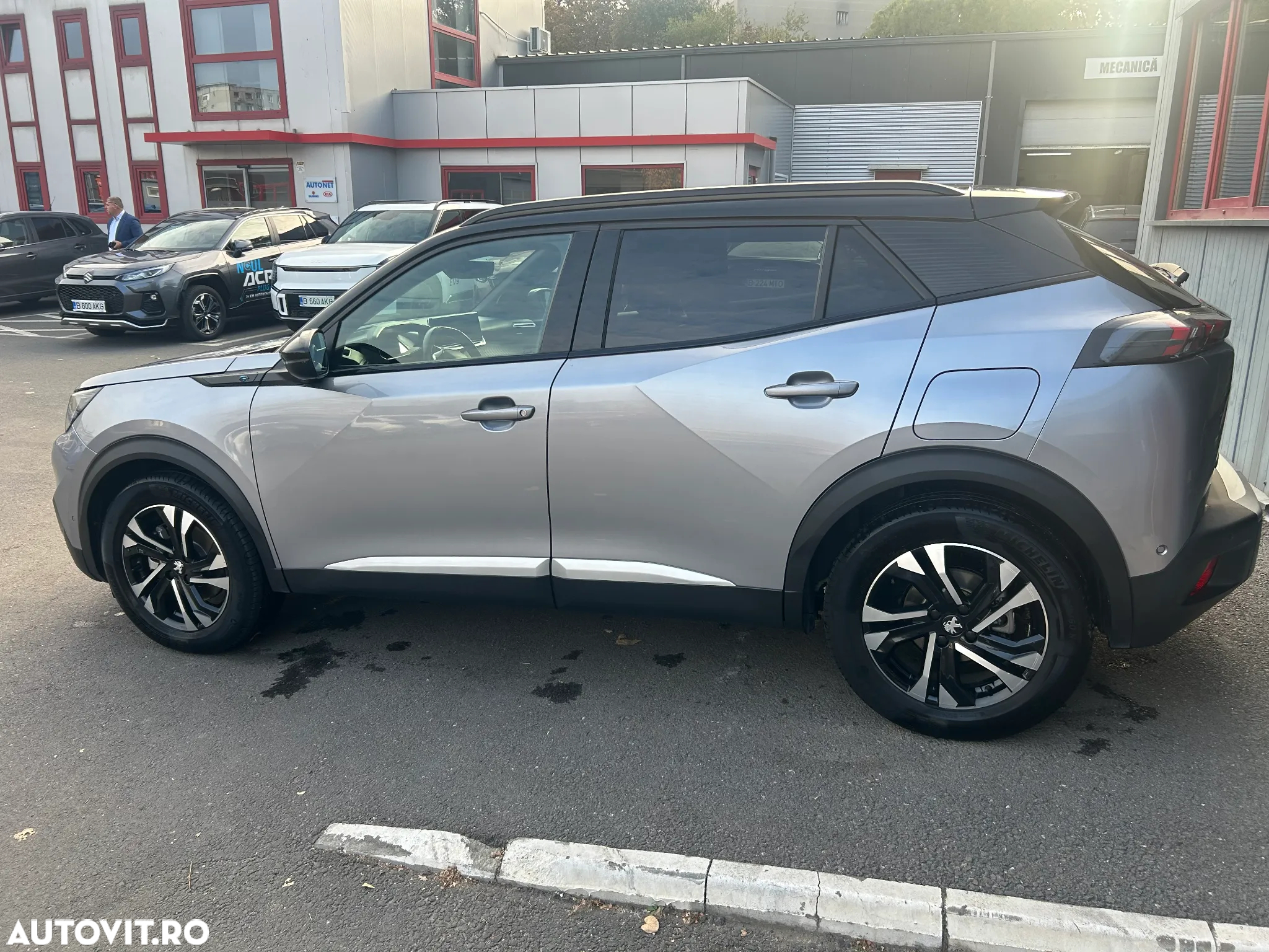 Peugeot 2008 e-2008 GT - 2
