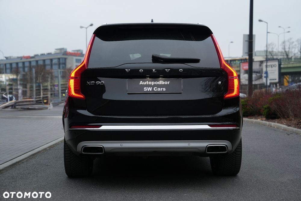 Volvo XC 90 T8 AWD Plug-In Hybrid Inscription 7os - 4