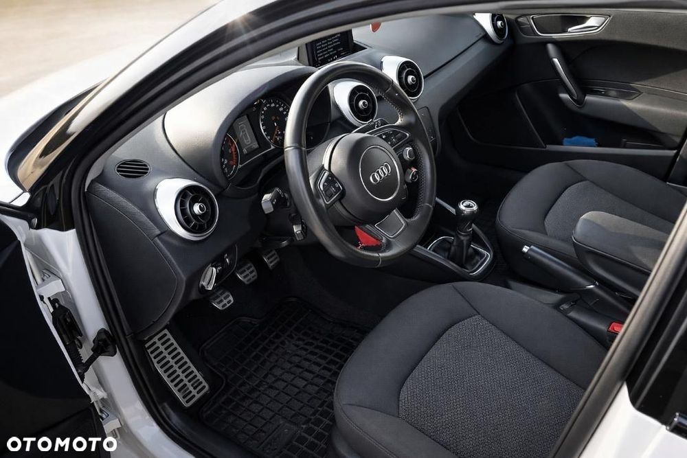 Audi A1 Sportback 1.2 TFSI S line edition - 6