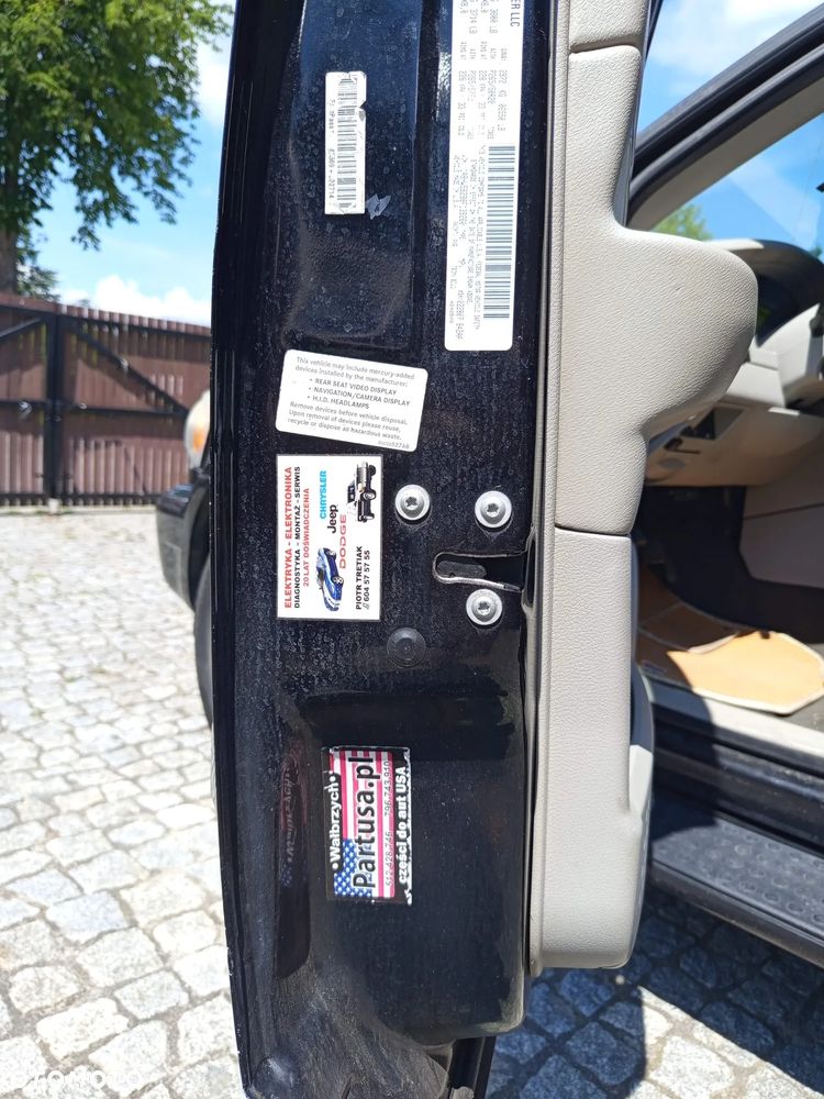 Chrysler Aspen 5.7 Limited AWD - 15