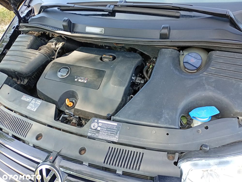 Volkswagen Sharan 1.9 TDI Trendline - 15