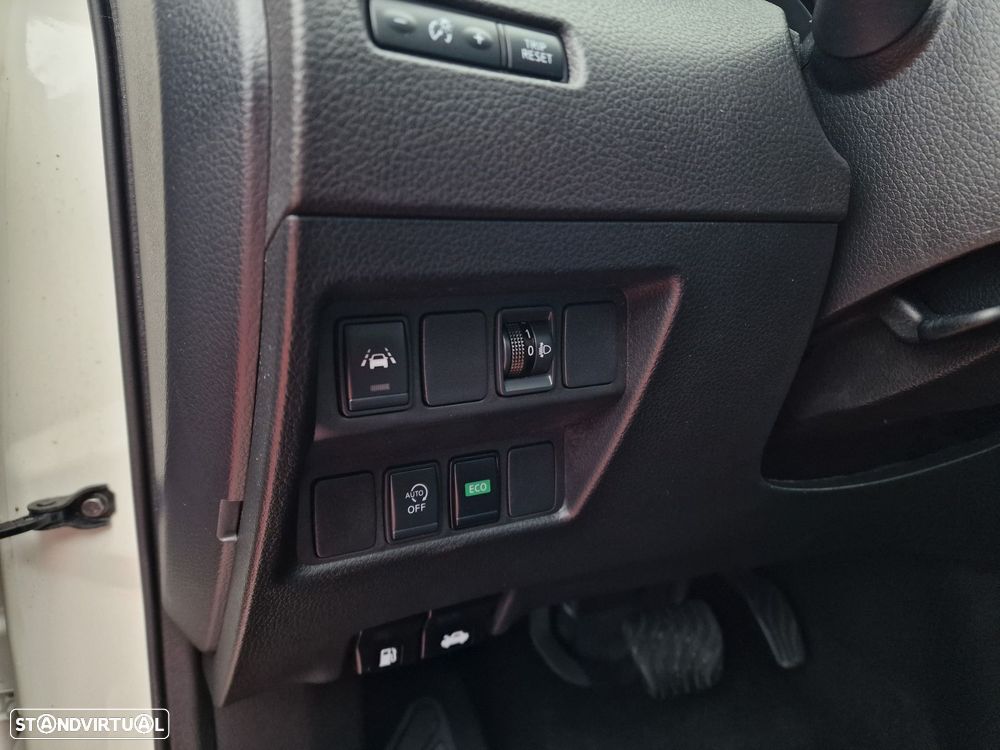 Nissan Qashqai 1.5 dCi N-Connecta DCT - 20