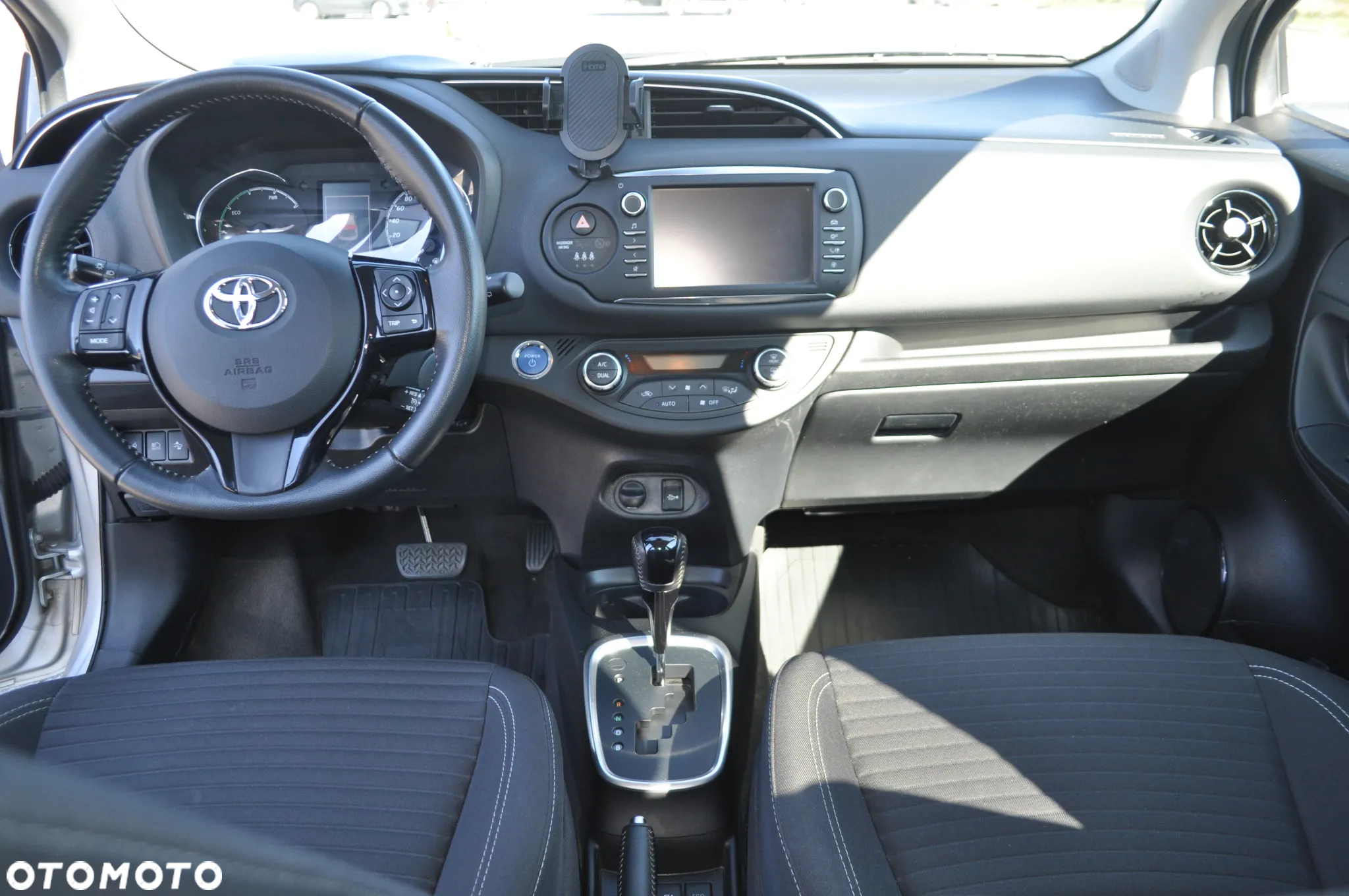 Toyota Yaris - 13