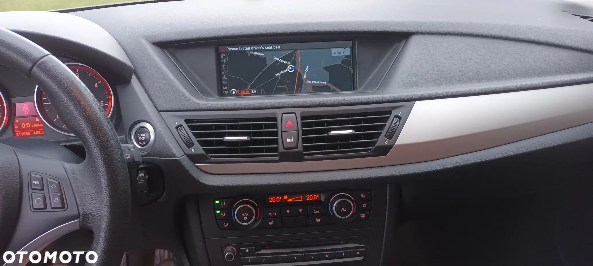 BMW X1 xDrive18d - 11