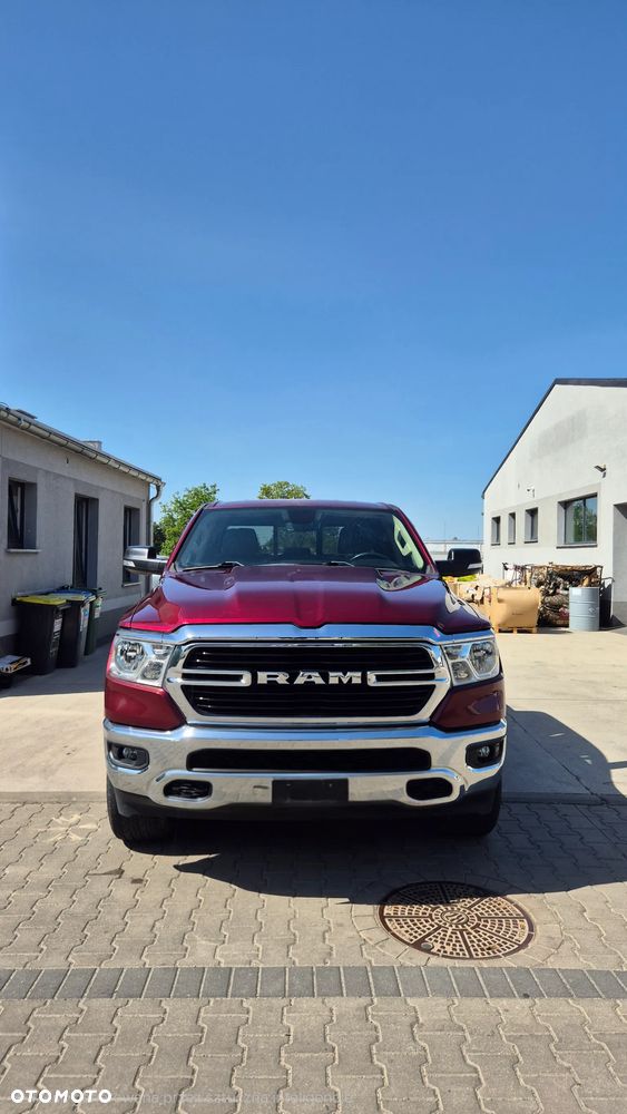 RAM 1500 5.7 Crew Cab Bighorn - 2