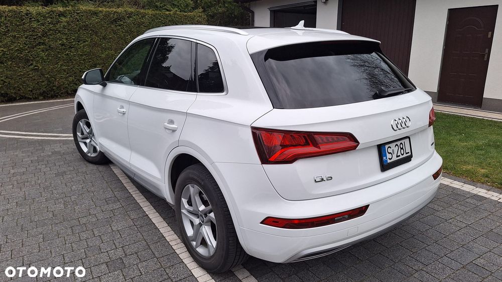 Audi Q5 2.0 TFSI Quattro S tronic design - 4