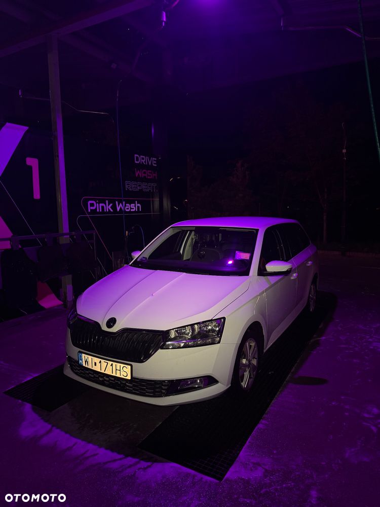 Skoda Fabia 1.0 Ambition - 8