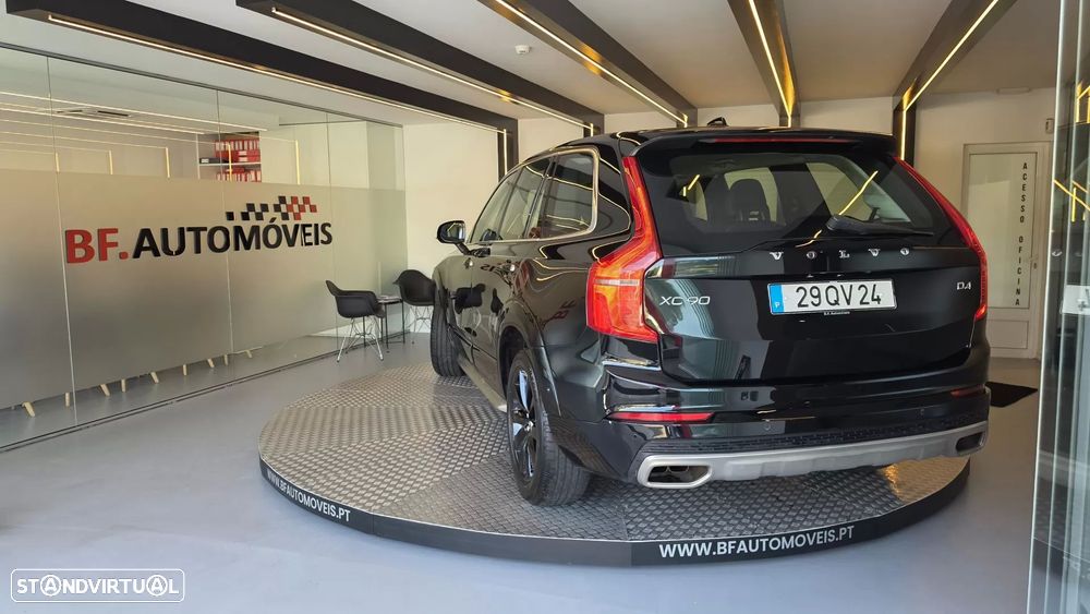 Volvo XC 90 2.0 D4 Momentum - 18