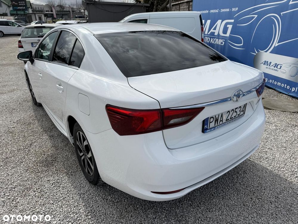 Toyota Avensis 1.6 D-4D Active - 8