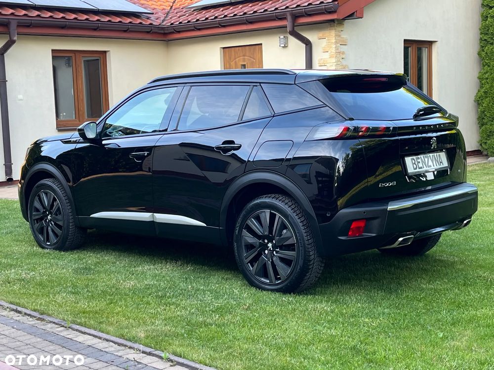 Peugeot 2008 PureTech 130 EAT8 GT - 37