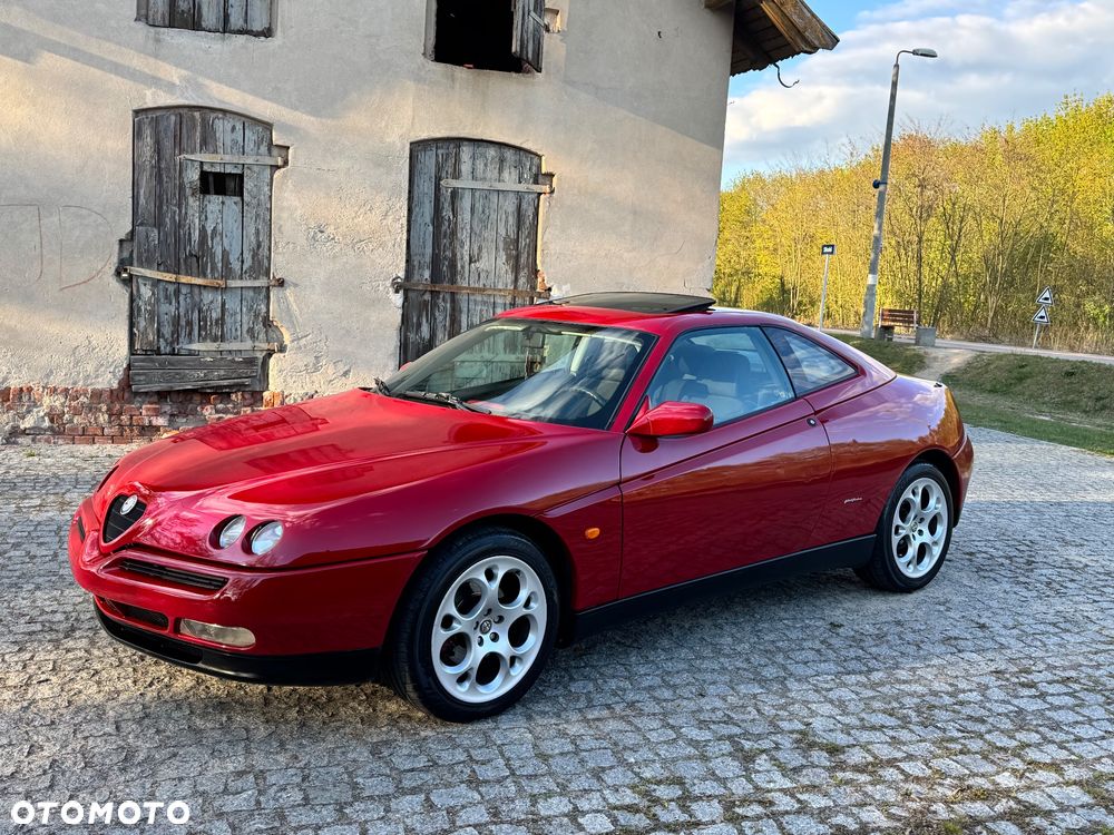 Alfa Romeo GTV 2.0 Twin Spark Base - 19