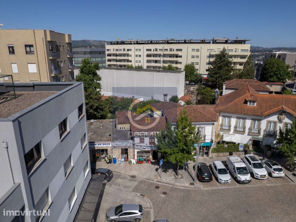 Moradia T2 Marco de Canaveses - Oportunidade para Habitação ou Inve... - Grande imagem: 4/9