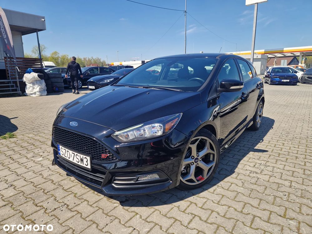 Ford Focus - 1