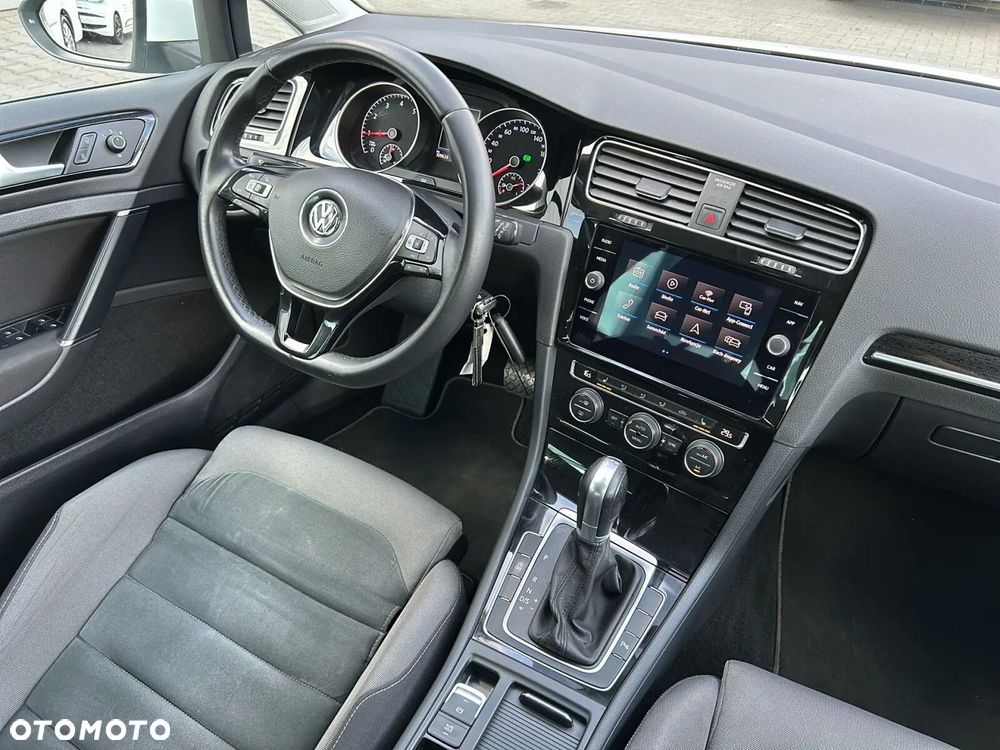 Volkswagen Golf 1.5 TSI BMT Evo Highline DSG - 16