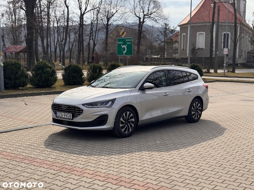 Ford Focus 1.0 EcoBoost Hybrid TITANIUM - 1